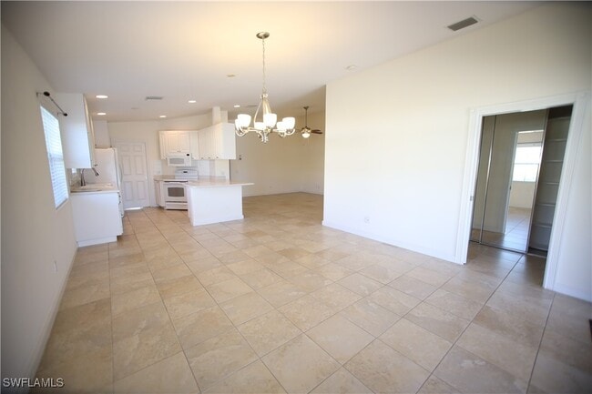 Building Photo - 7558 Rozzini Ln