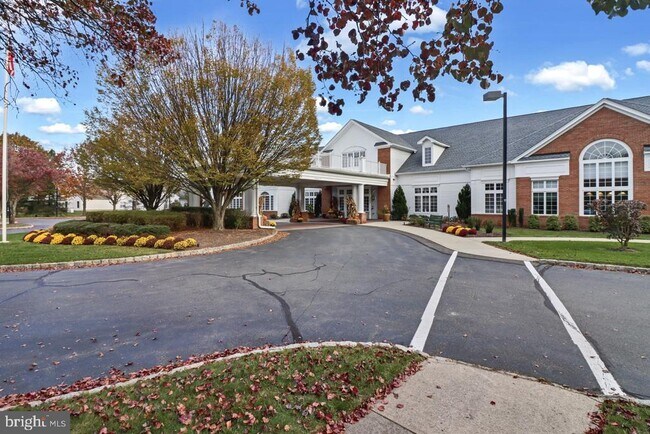 Building Photo - 41 Cardinal Flower Ln