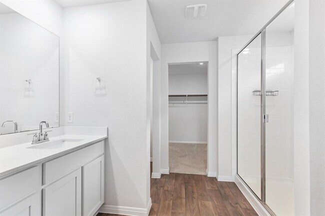 Building Photo - 21020 Price Daniel Dr