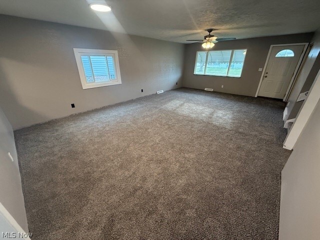 Building Photo - 6421 Terre Dr