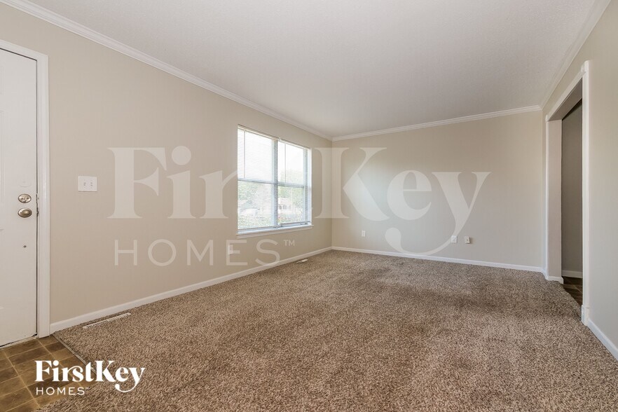 Building Photo - 804 Covey Dr