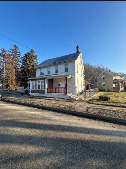 Primary Photo - 513 Kaufmann Ave