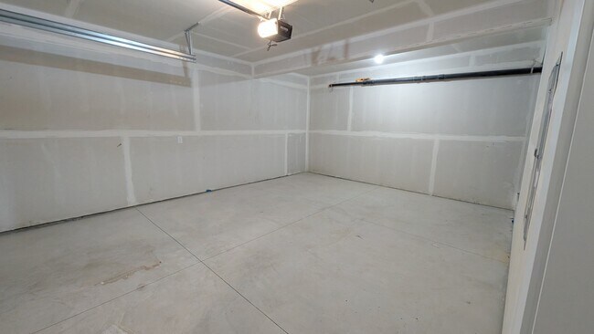 Building Photo - 4307 N Torrez Ln