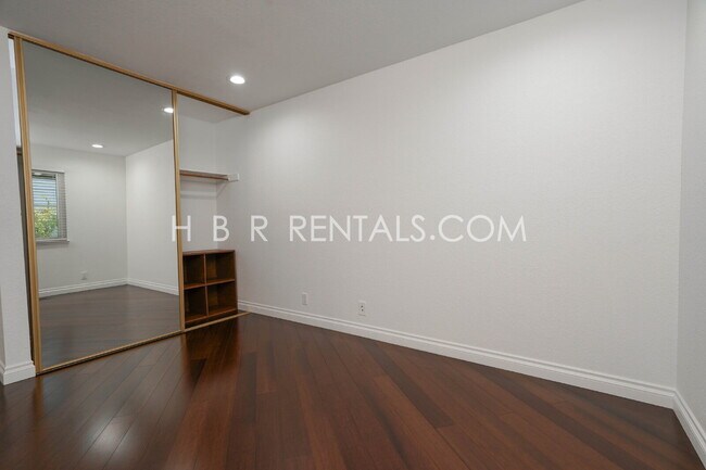 Building Photo - Single Story Charming 3-Bedroom Pleasanton...