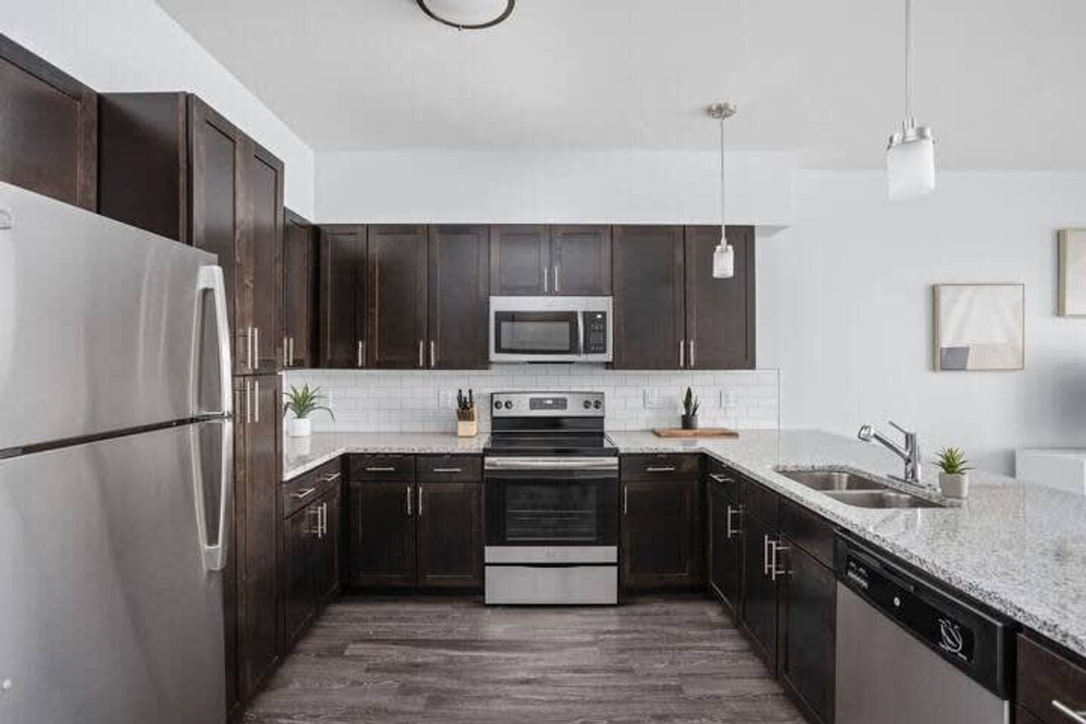 Building Photo - 8506 Westfield Blvd