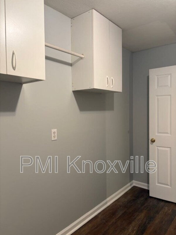 Building Photo - 4136 Larigo Dr