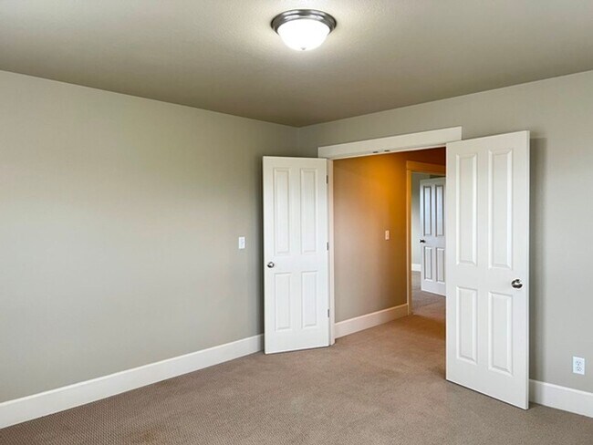 Building Photo - 2710 Eagles Eye Ave NW