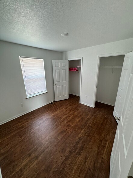 Building Photo - 839 Foley Rd