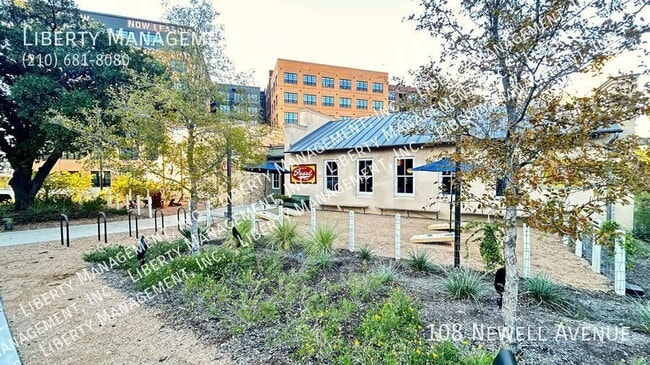 Building Photo - 108 Newell Ave