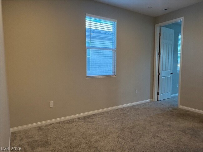 Building Photo - 6583 Dove Pt Pl