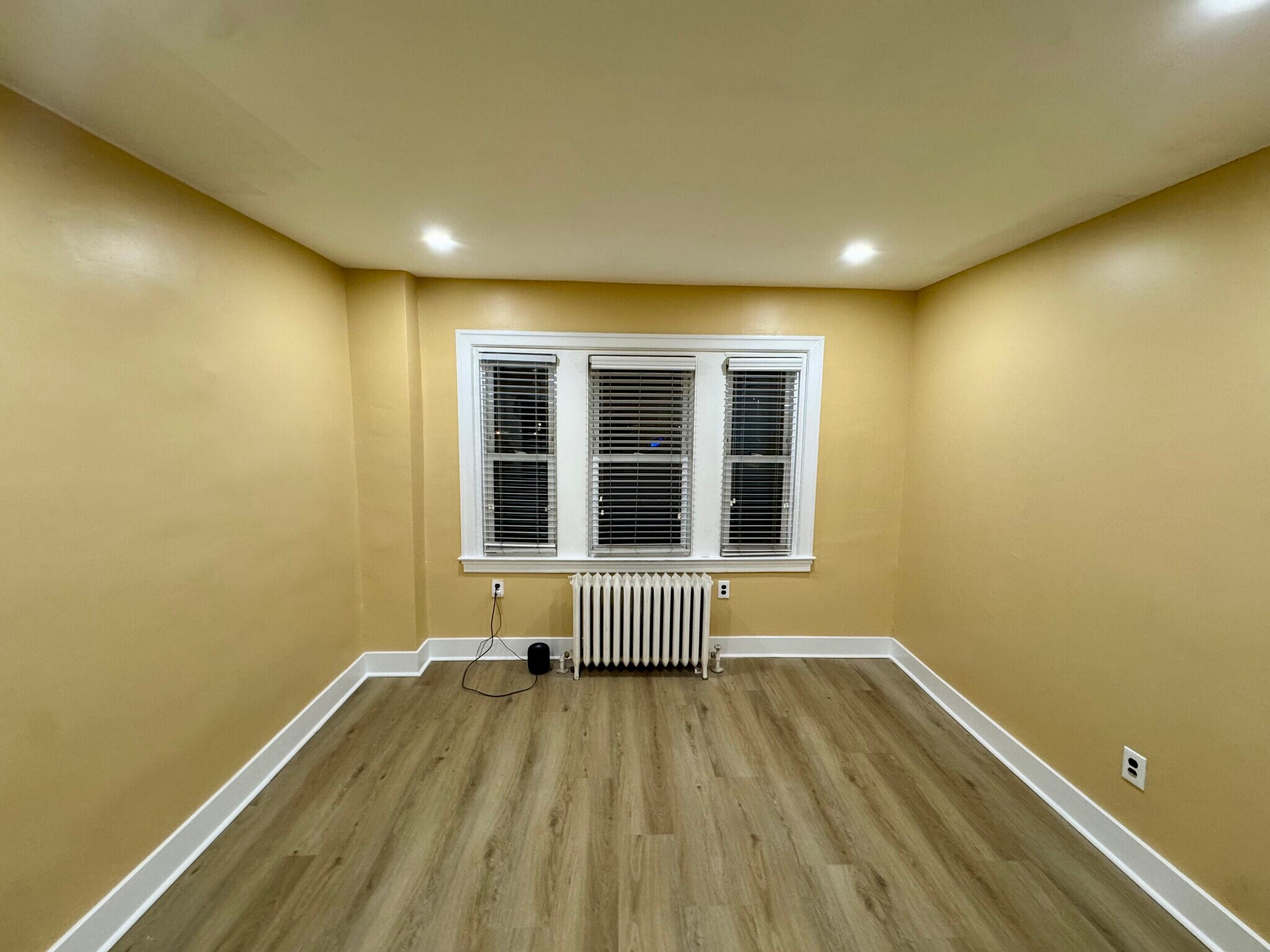 Building Photo - 4927 Wissahickon Ave