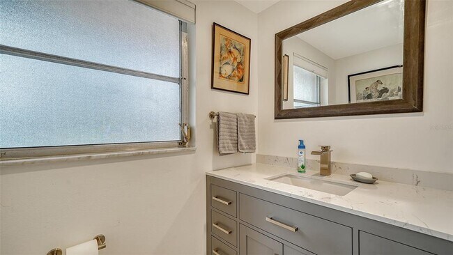 Building Photo - 641 Coral Dr