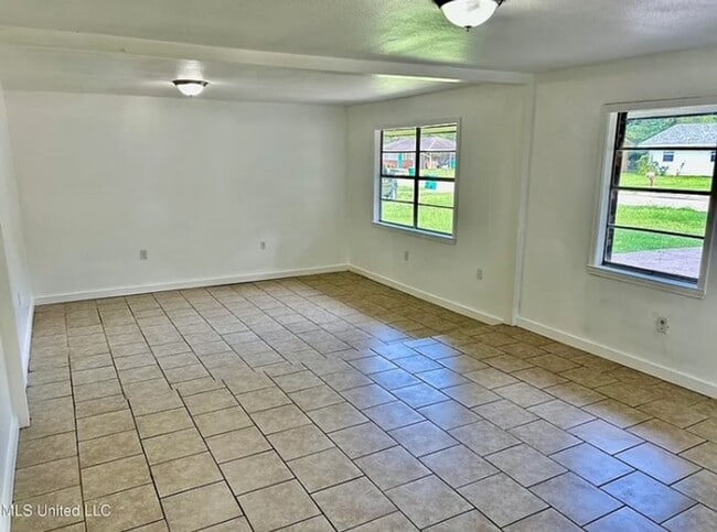 Building Photo - Gulfport 3 Bedroom