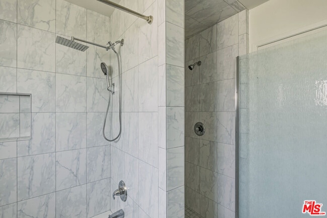 Building Photo - 2020 Graham Ave