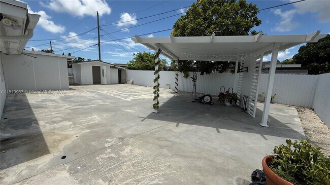 Building Photo - 11822 SW 185th Terrace