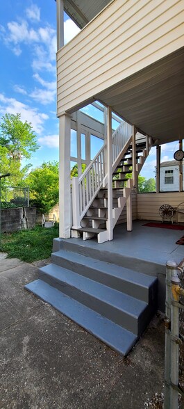 Back Entrance - 5705 36th Ave