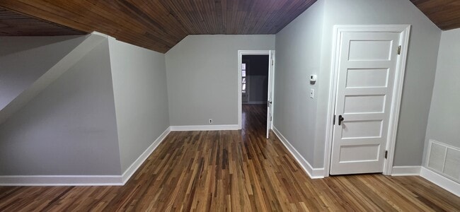 Building Photo - 3410 Woodbury Pike