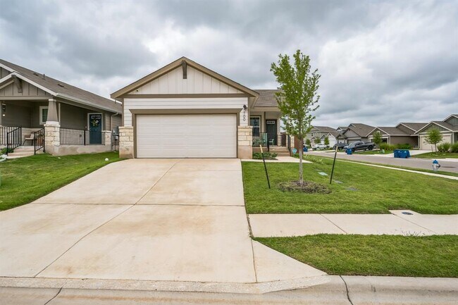 Primary Photo - 100 Edge Holw Dr