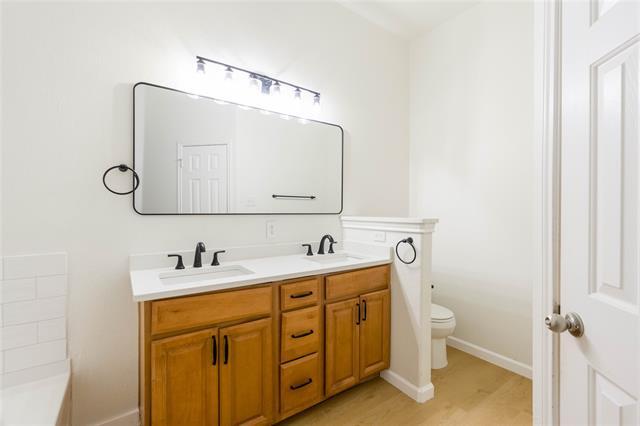 Building Photo - 1179 Landon Ln