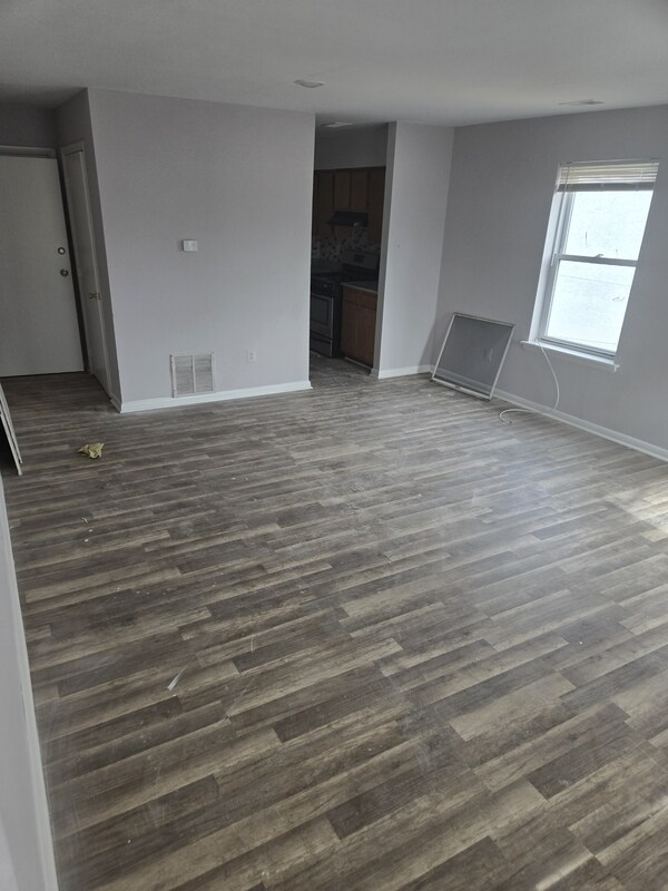 Building Photo - 891 N 41st St