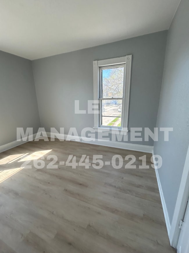 Building Photo - 1510 57th St