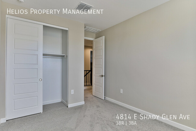 Building Photo - 4814 E Shady Glen Ave