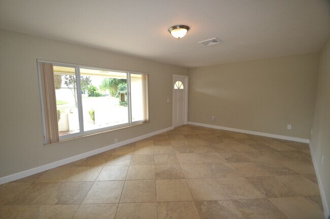 Building Photo - 3210 Buccaneer Rd