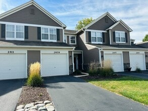 Building Photo - 2409 Golf Ridge Cir