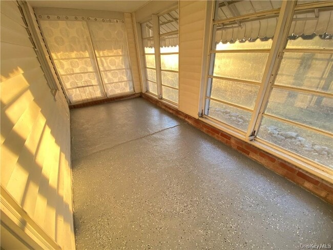 Building Photo - 130 NY-17K