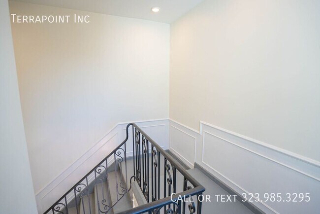 Building Photo - 1038 Westmoreland Ave