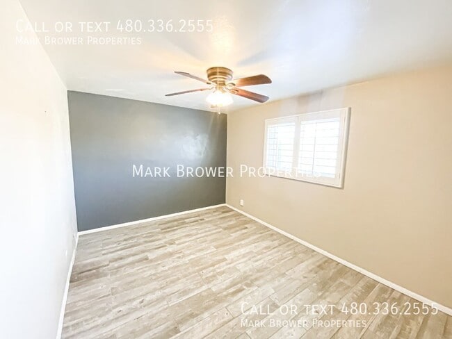 Building Photo - 1333 E Don Carlos Ave
