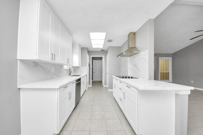 Building Photo - 10707 Shannon Hills Dr