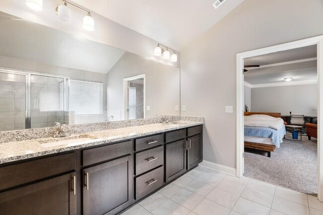 Building Photo - 1667 Castleberry Ln