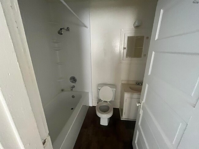 Building Photo - 2141 Ave K