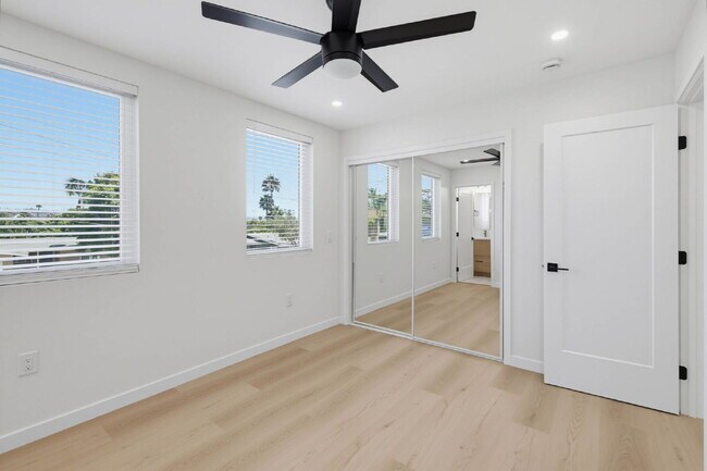 Building Photo - New Construction with Private Patio Walking Distance to Mission Bay