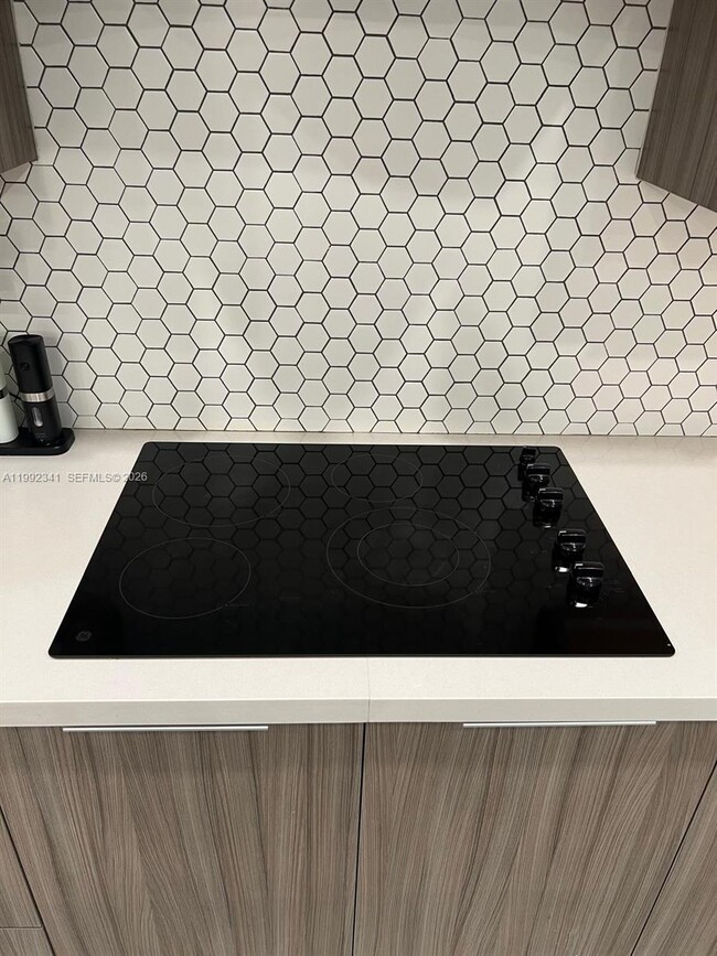 Building Photo - 10355 NW 66th St