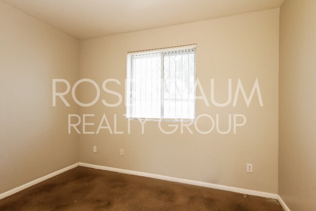 Building Photo - 918 S 1st Ave