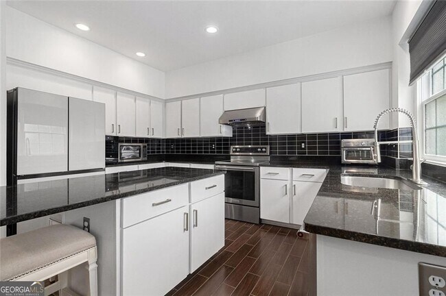 Building Photo - 505 Stedford Ln