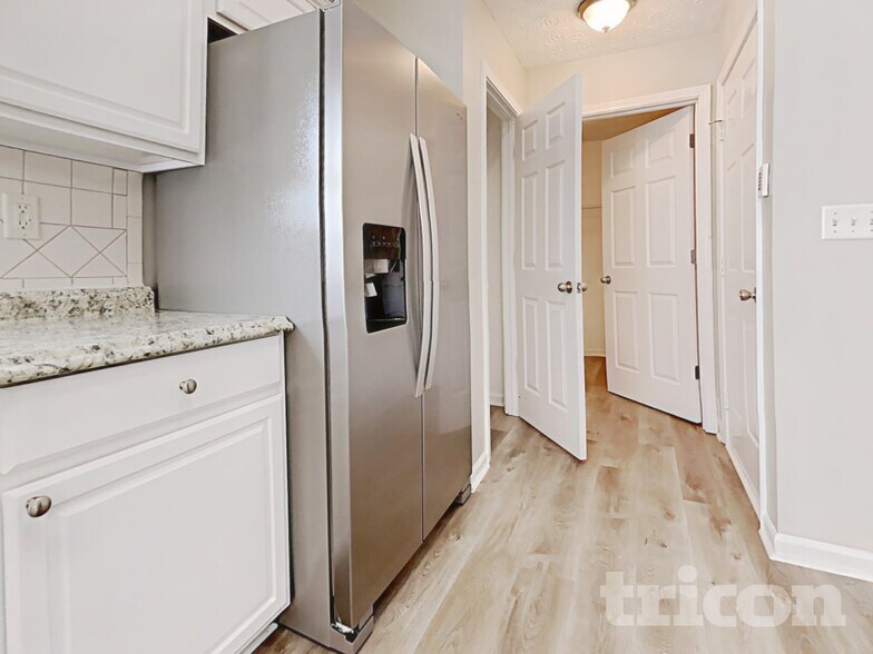 Building Photo - 1410 Ericas Pointe Dr