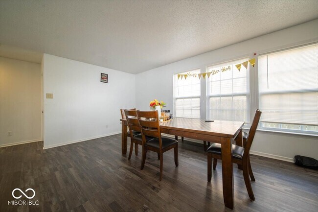 Building Photo - 2897 Sentiment Ln