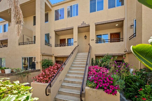 Building Photo - 3957 Nobel Dr