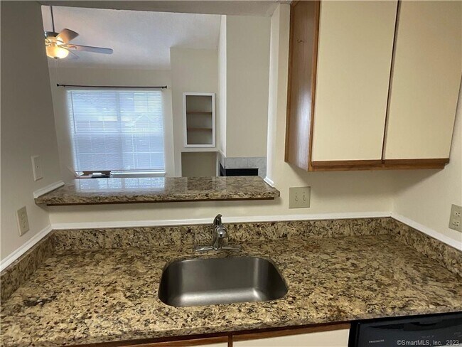 Building Photo - 298 Carriage Crossing Ln