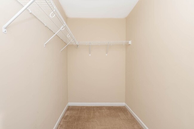 Building Photo - Beautiful 3 bedroom 2 Bath Town Home in Wi...