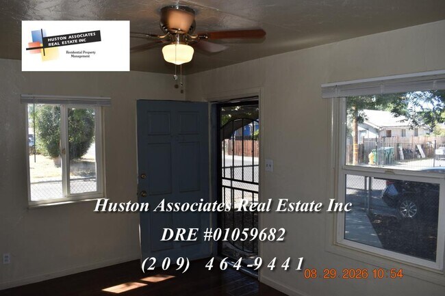 Building Photo - 1702 Sunnyside Ave