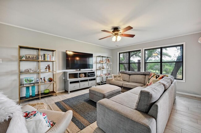 Building Photo - 9209 Rock Way Dr