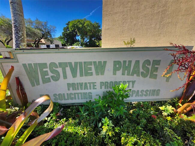 Building Photo - 9421 NW 15th St