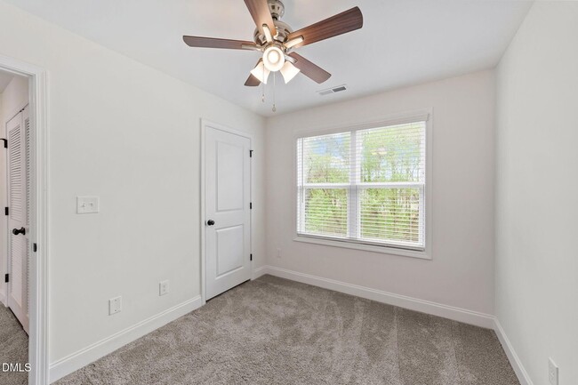 Building Photo - 360 Maidenhair Pl