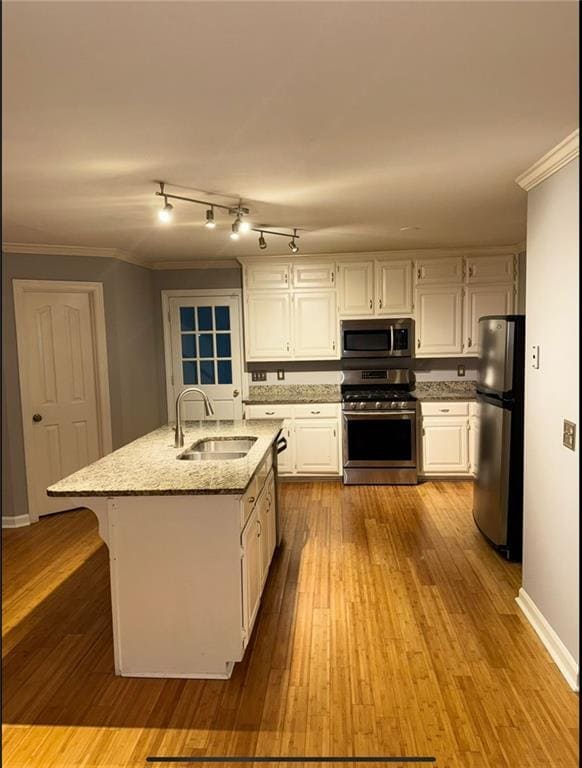 Building Photo - 4650 Kousa Ln