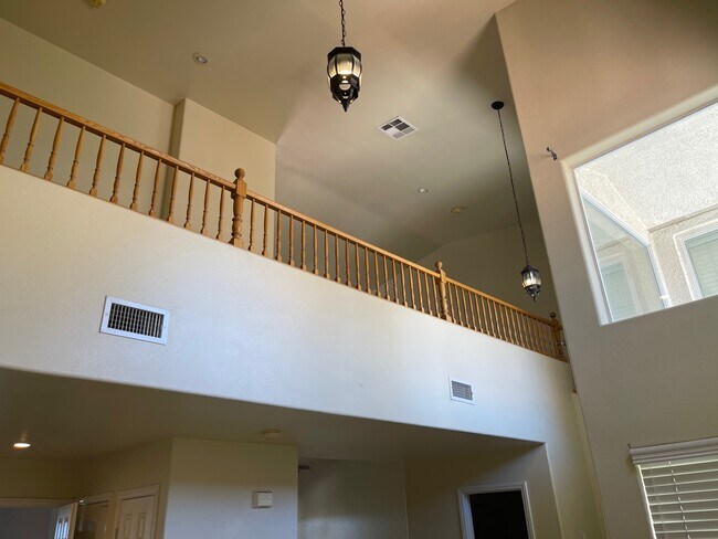 Building Photo - 2246 Sisley Pl
