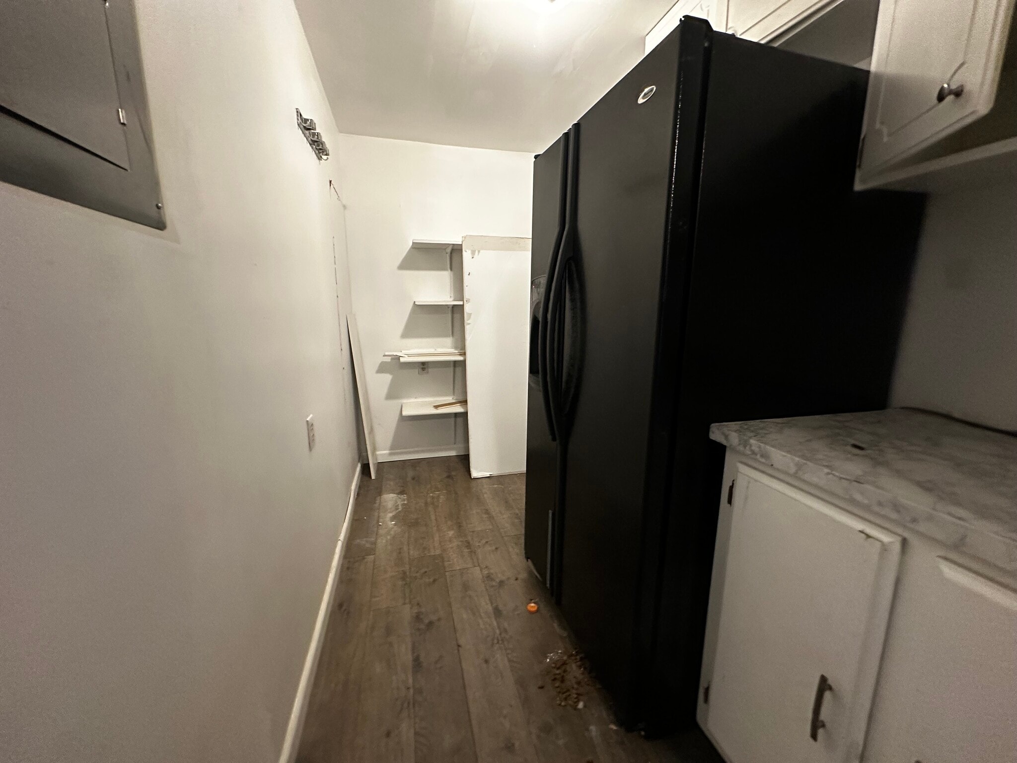 Building Photo - 21 Lapin St